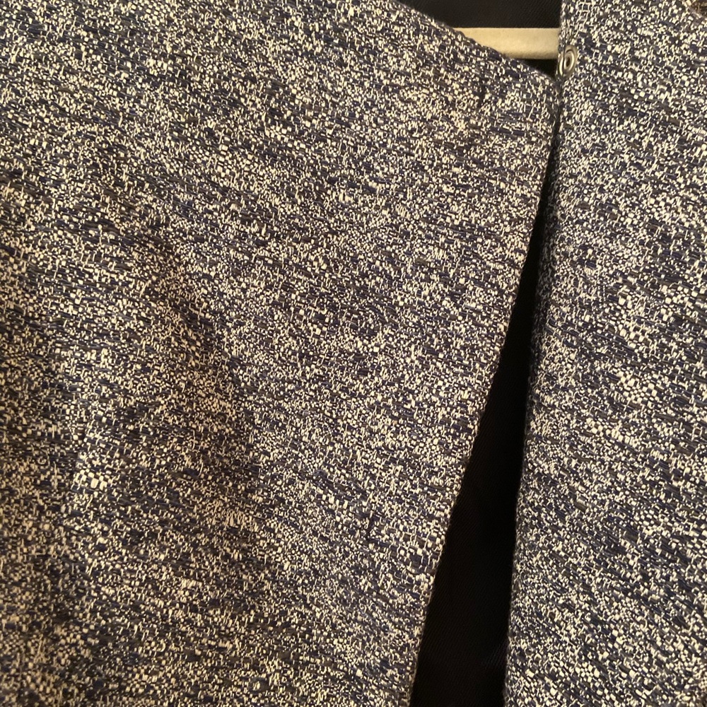 Coat - Picture 3 of 4